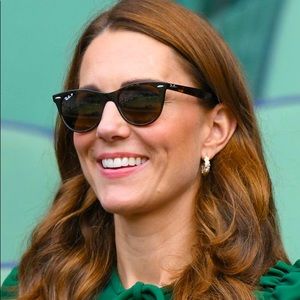 NWT Ray-Ban Wayfarer II Classic Sunglasses